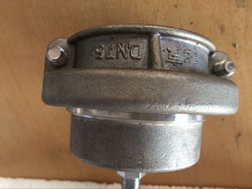 Διανοητική 75mm PVC πλαστική σωλήνων τελών επιφάνεια επιστρώματος νικελίου μορφής δοχείων καλυμμάτων μισή στρογγυλή